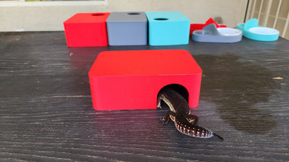 Strawberry Red Leopard Gecko humid hide, dry hide, food bowl, calcium, & water dish combo